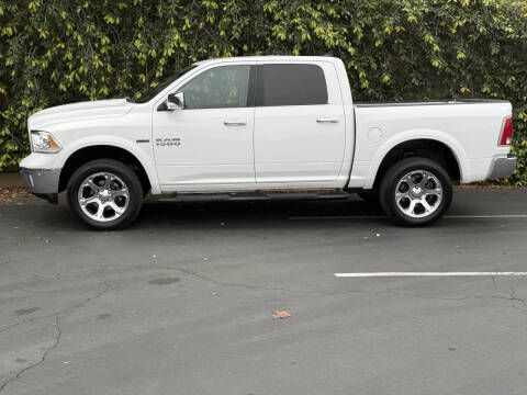 2017 RAM 1500 Laramie