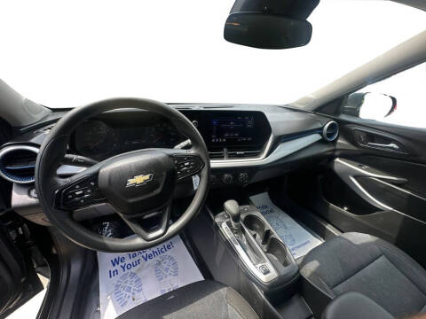 2024 Chevrolet Trax LS