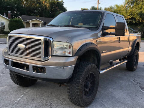 2006 Ford F-350 Super Duty for sale at LUXURY AUTO MALL in Tampa FL