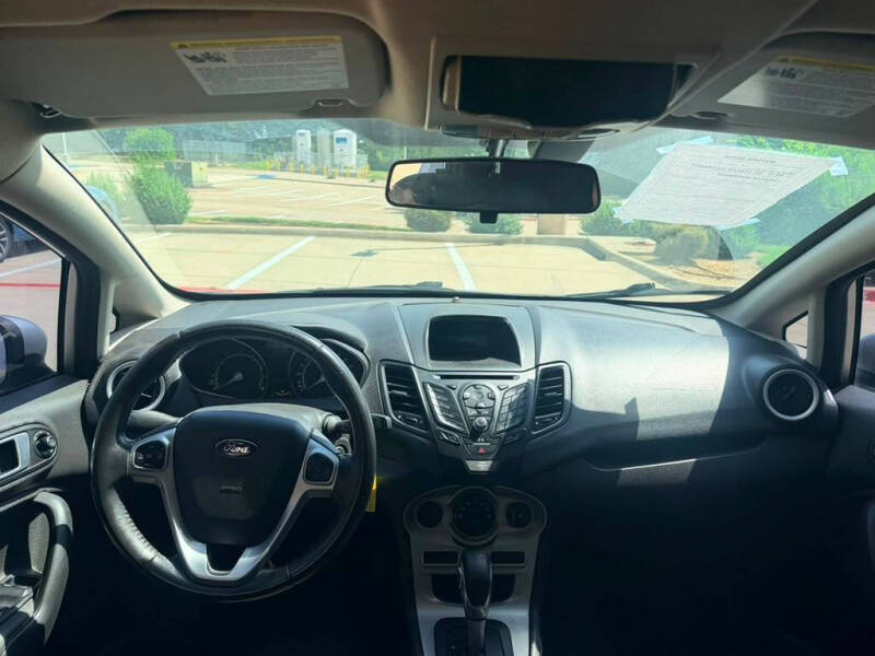 2015 Ford Fiesta SE