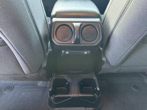 2024 Jeep Gladiator NightHawk