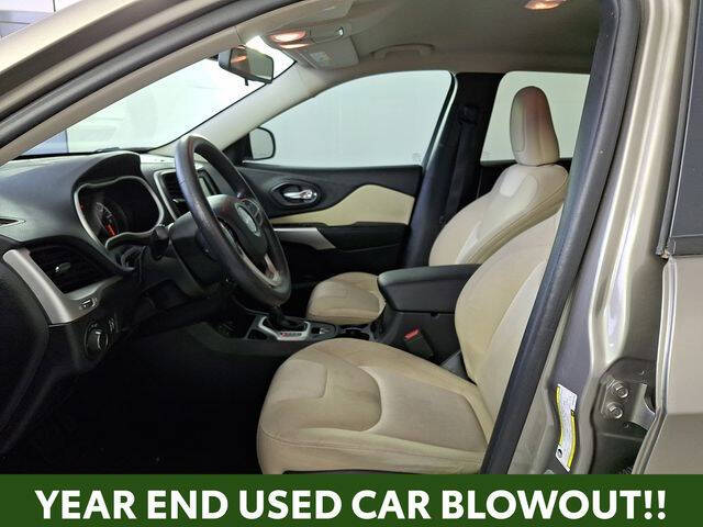 2017 Jeep Cherokee Sport