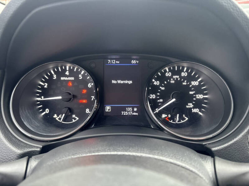 2018 Nissan Rogue SV