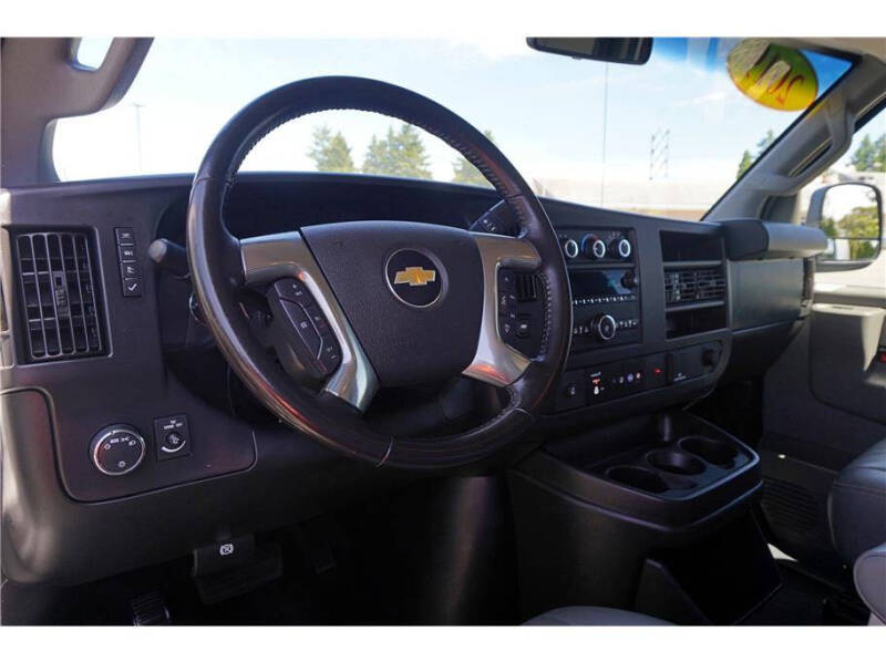 2019 Chevrolet Express 3500