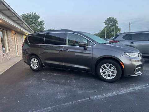 2022 Chrysler Pacifica Touring L