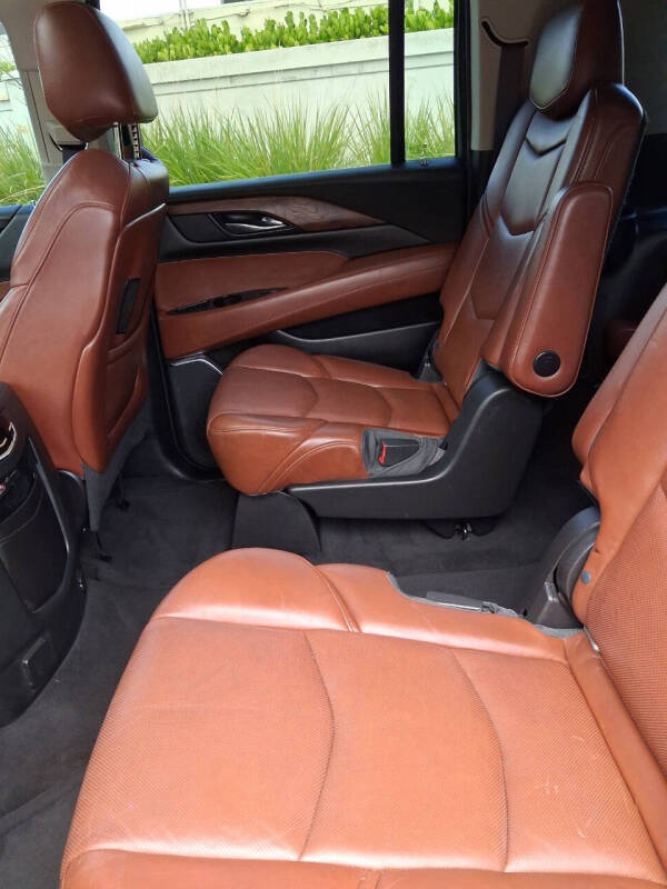 2015 Cadillac Escalade ESV Premium