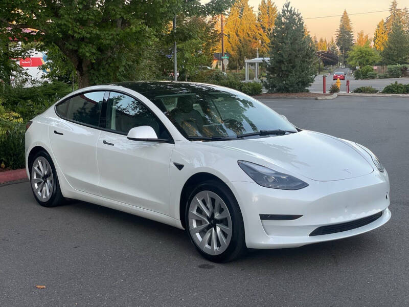 Used 2023 Tesla Model 3 Base with VIN 5YJ3E1EA7PF562673 for sale in Everett, WA