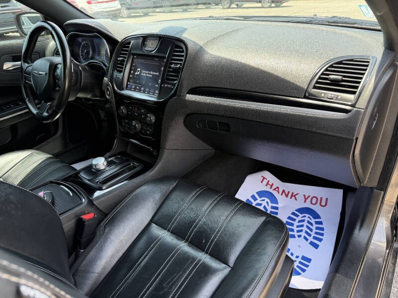 2021 Chrysler 300 S V6