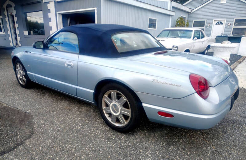 2002 Ford Thunderbird