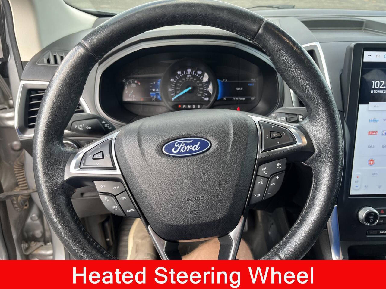 2022 Ford Edge 24