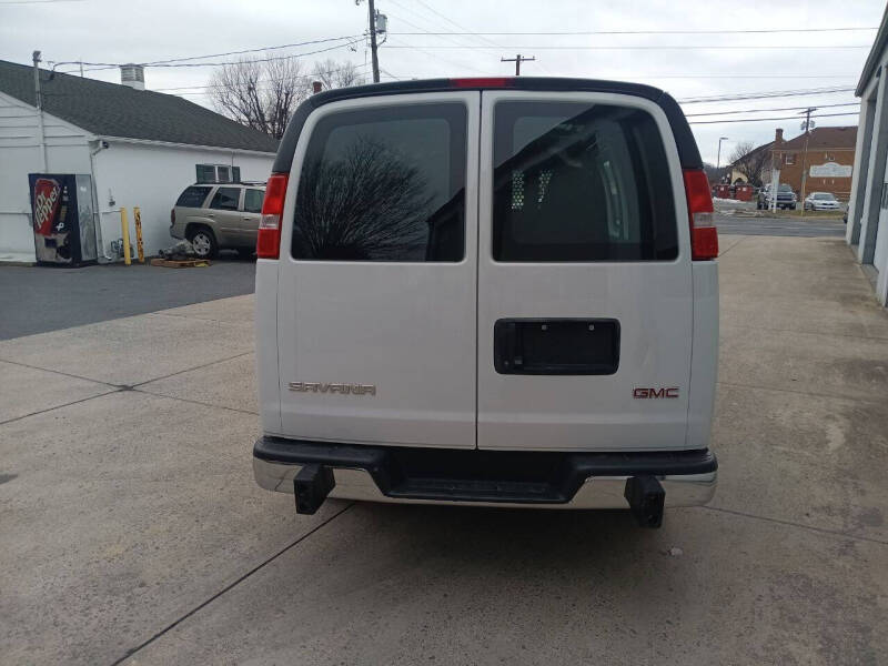 2024 GMC Savana 2500