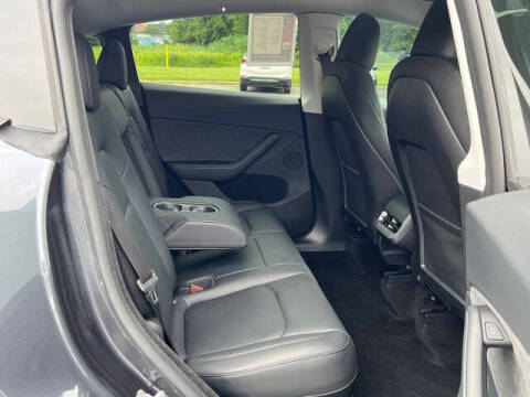 2024 Tesla Model Y Long Range