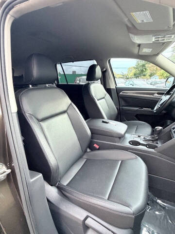 2019 Volkswagen Atlas V6 SE