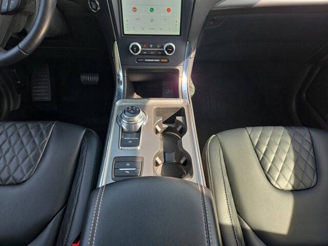 2023 Ford Edge Titanium