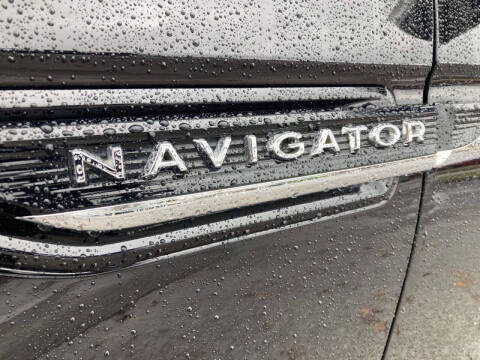2022 Lincoln Navigator Black Label