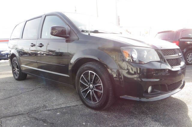 2015 Dodge Grand Caravan SXT Plus's photo