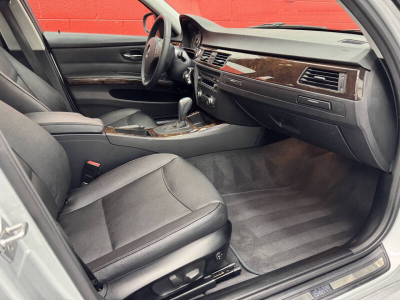 2011 BMW 3 Series 328i