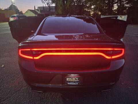 2017 Dodge Charger SXT