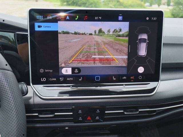 2025 Volkswagen Golf GTI SE