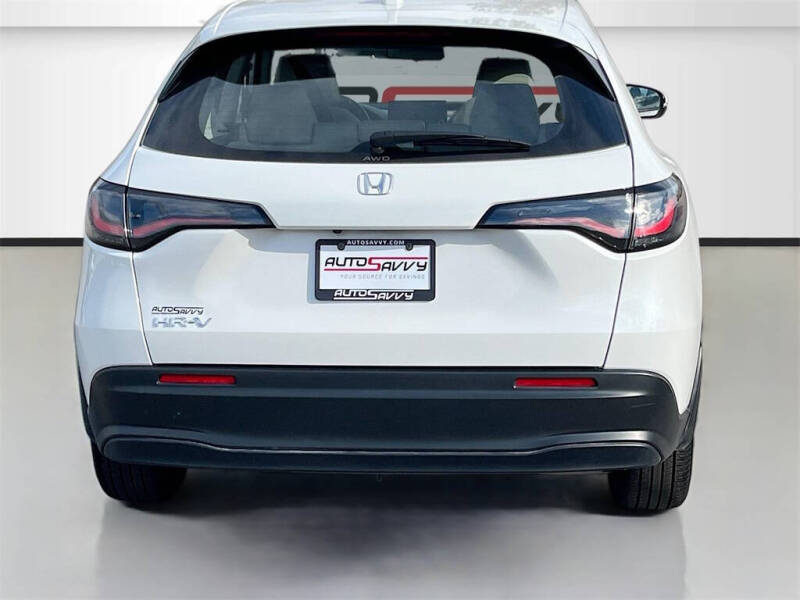 2025 Honda HR-V LX