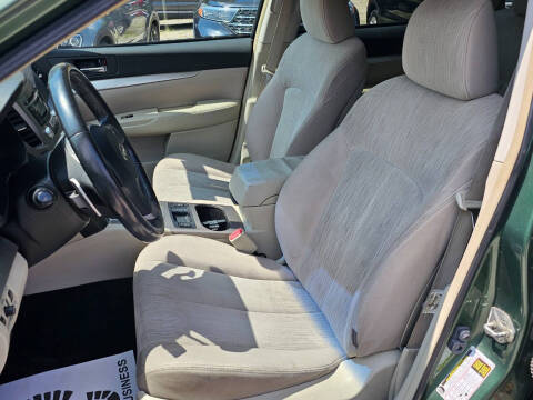 2013 Subaru Outback 2.5i Premium