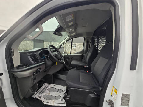 2024 Ford Transit 250