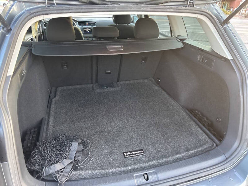 2017 Volkswagen Golf SportWagen TSI S 4Motion