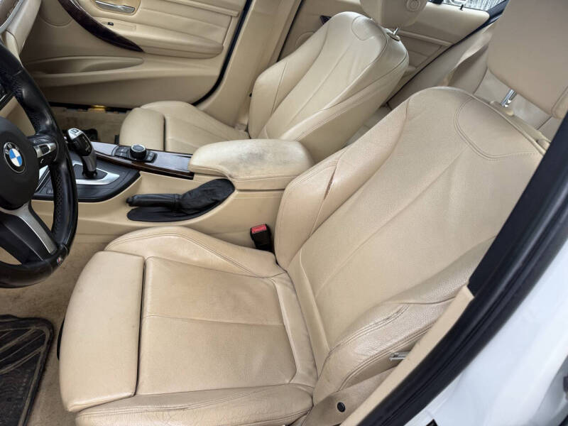 2013 BMW 3 Series 328i