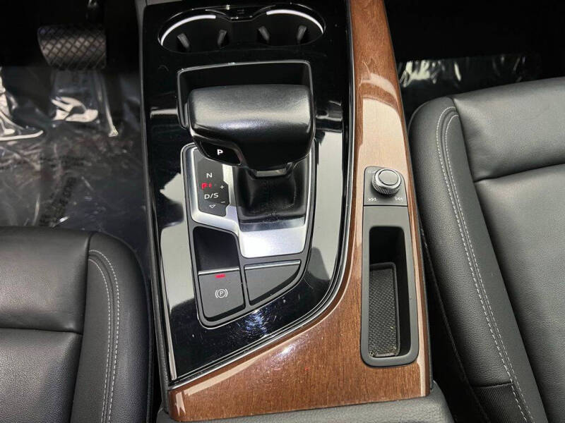 2022 Audi A5 Sportback quattro Premium 40 TFSI