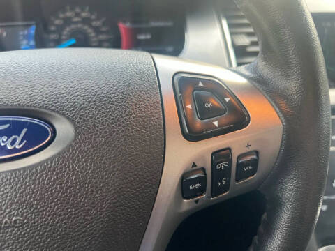 2019 Ford Taurus SEL