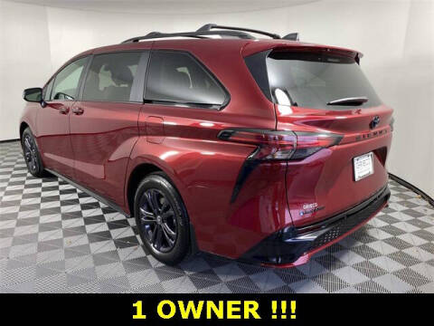 2025 Toyota Sienna XSE 7-Passenger