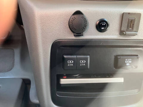 2020 Toyota Sienna XLE 8-Passenger