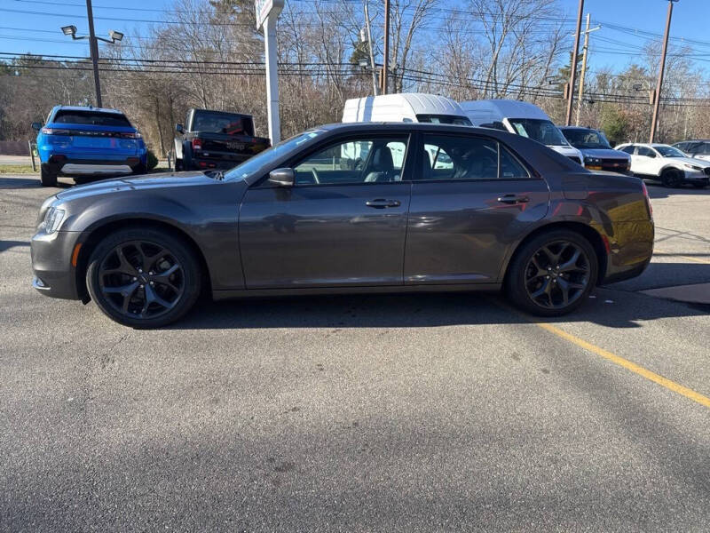 2023 Chrysler 300 S V6