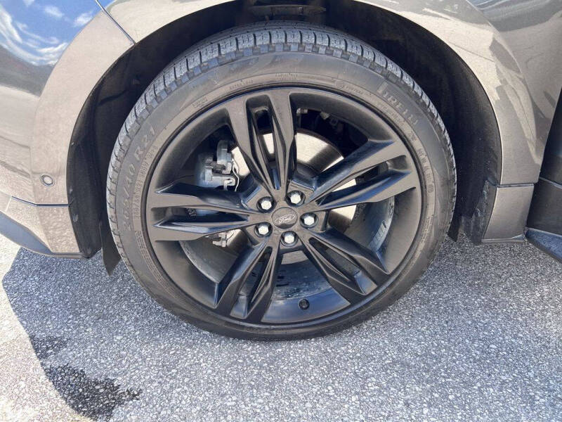 2019 Ford Edge ST