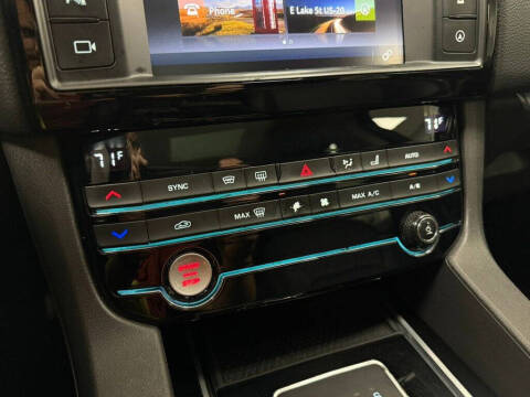 2017 Jaguar F-PACE 35t Premium