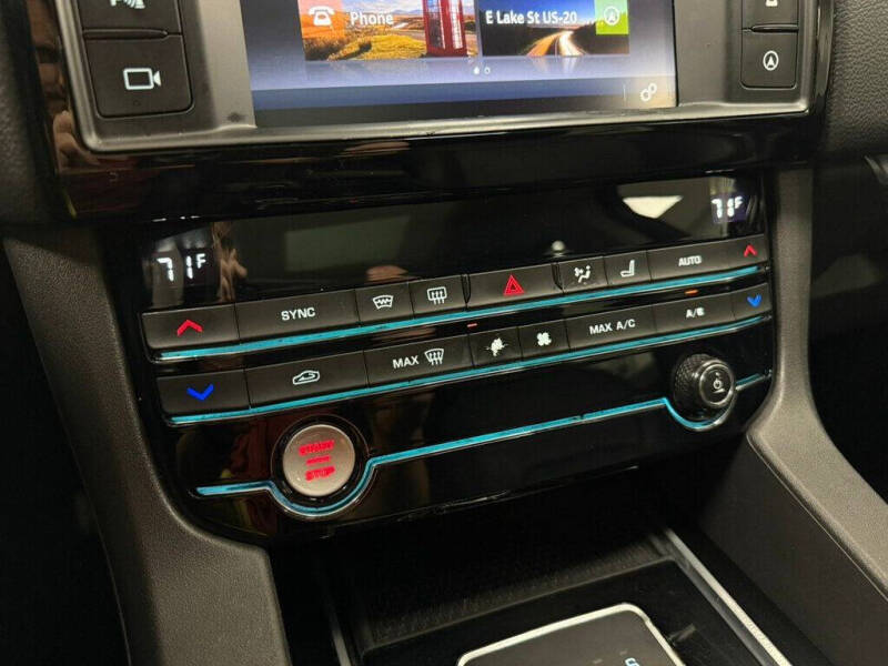 2017 Jaguar F-PACE 35t Premium