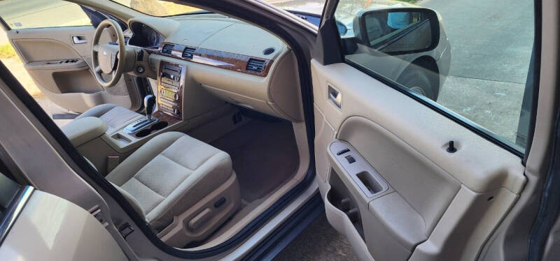 2005 Ford Five Hundred SEL