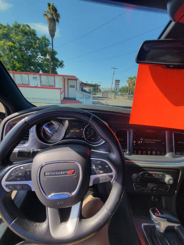 2016 Dodge Charger SXT