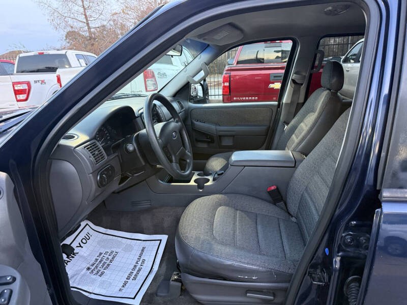 2002 Ford Explorer XLS