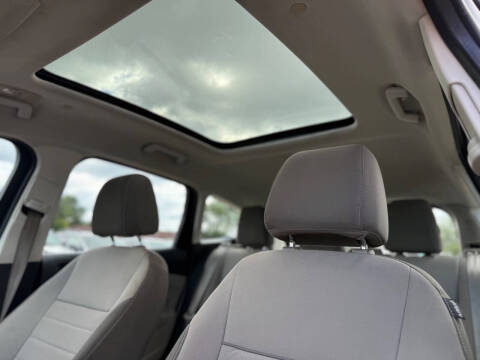 2013 Ford C-MAX Hybrid SE