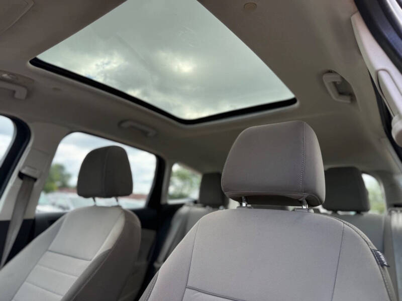 2013 Ford C-MAX Hybrid SE