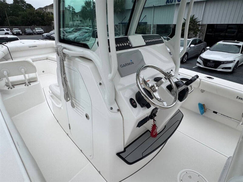 2018 Everglades 273CC