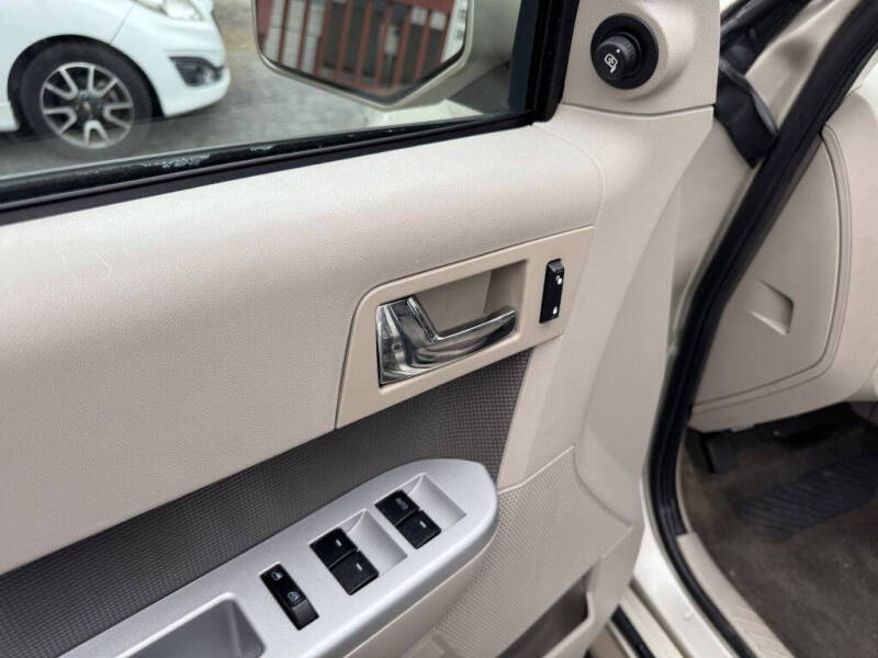 2010 Mercury Mariner Premier V6