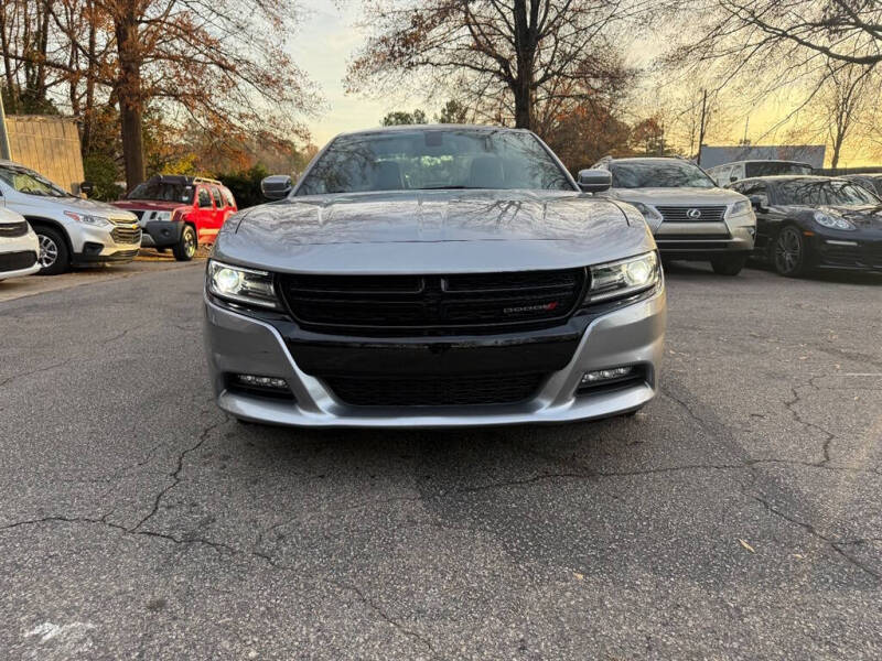 2015 Dodge Charger SXT photo 2