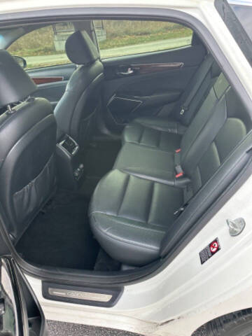 2017 Kia Cadenza Premium