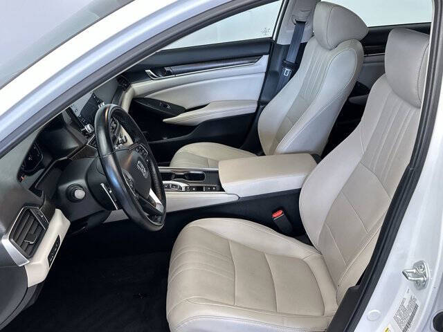 2022 Honda Accord Hybrid Touring