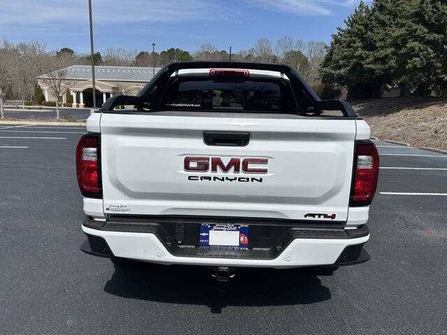 2025 GMC Canyon AT4