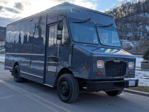 2020 Freightliner MT45 Chassis