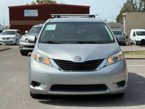 2014 Toyota Sienna