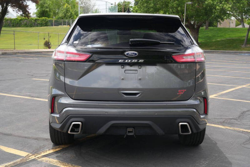 2022 Ford Edge ST